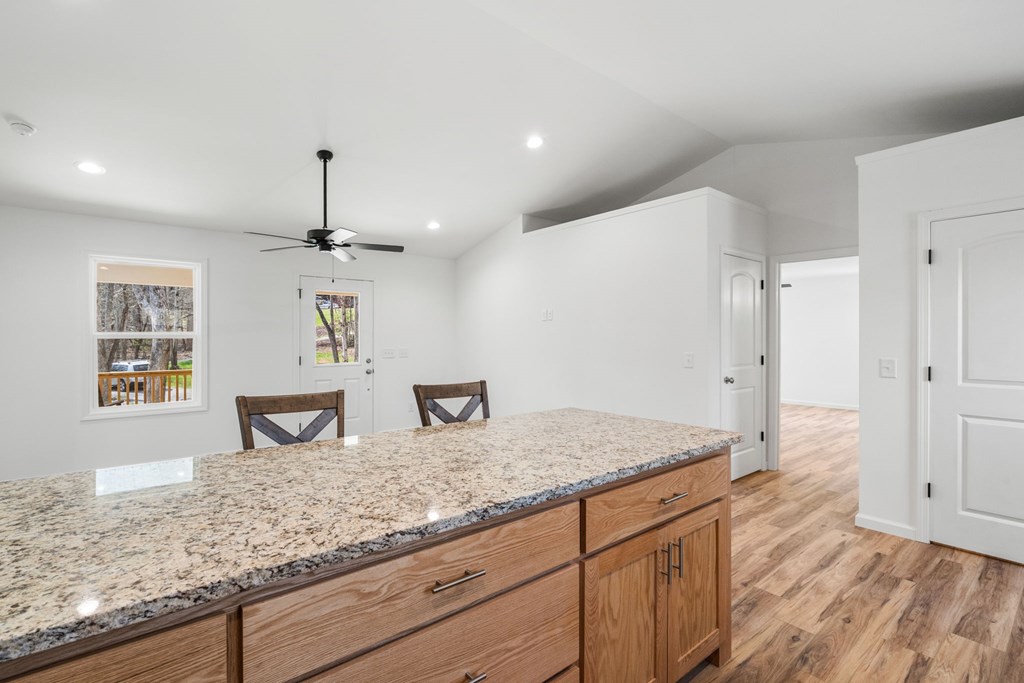 428968 Young Harris Residential