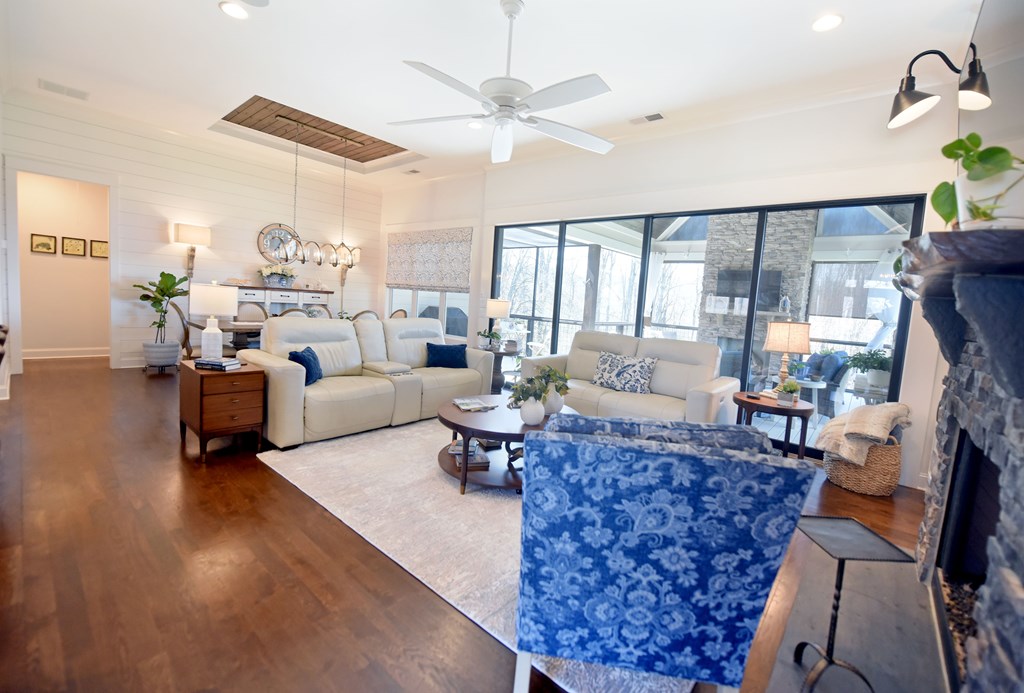 428971 Blairsville Residential