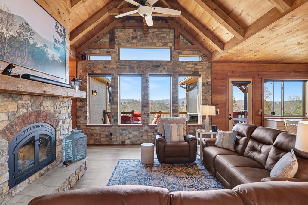 428972 Blairsville Residential