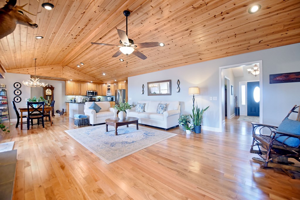 428973 Blairsville Residential