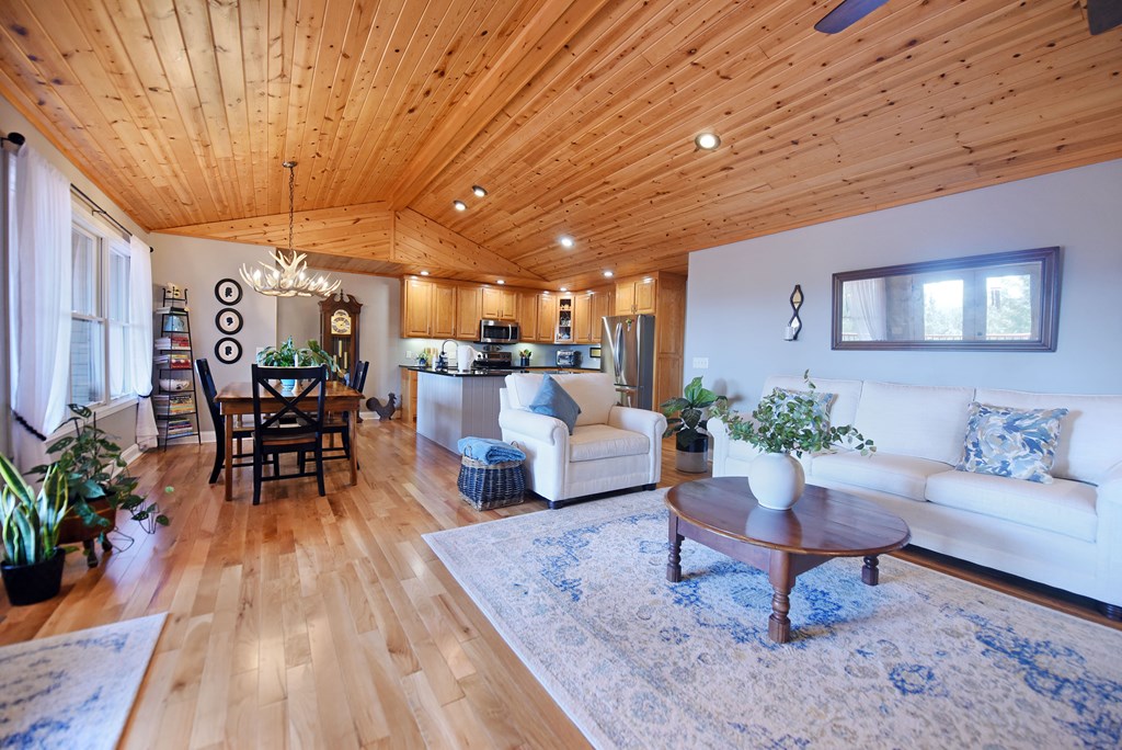 428973 Blairsville Residential