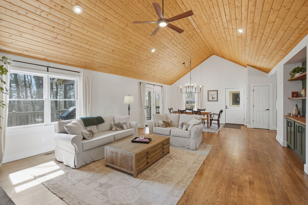 428984 Big Canoe Residential