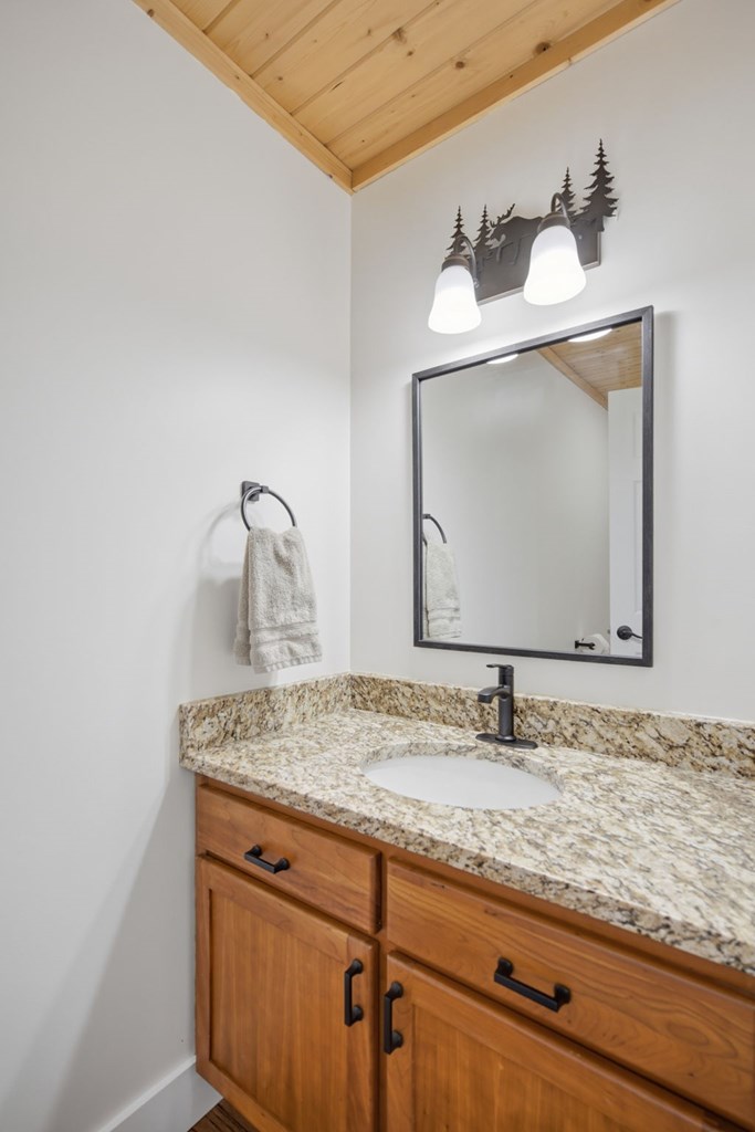 428984 Big Canoe Residential