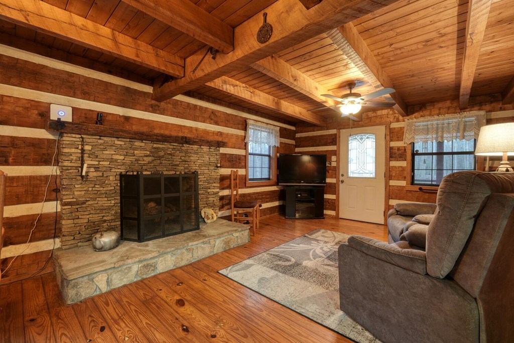 428987 Blairsville Residential