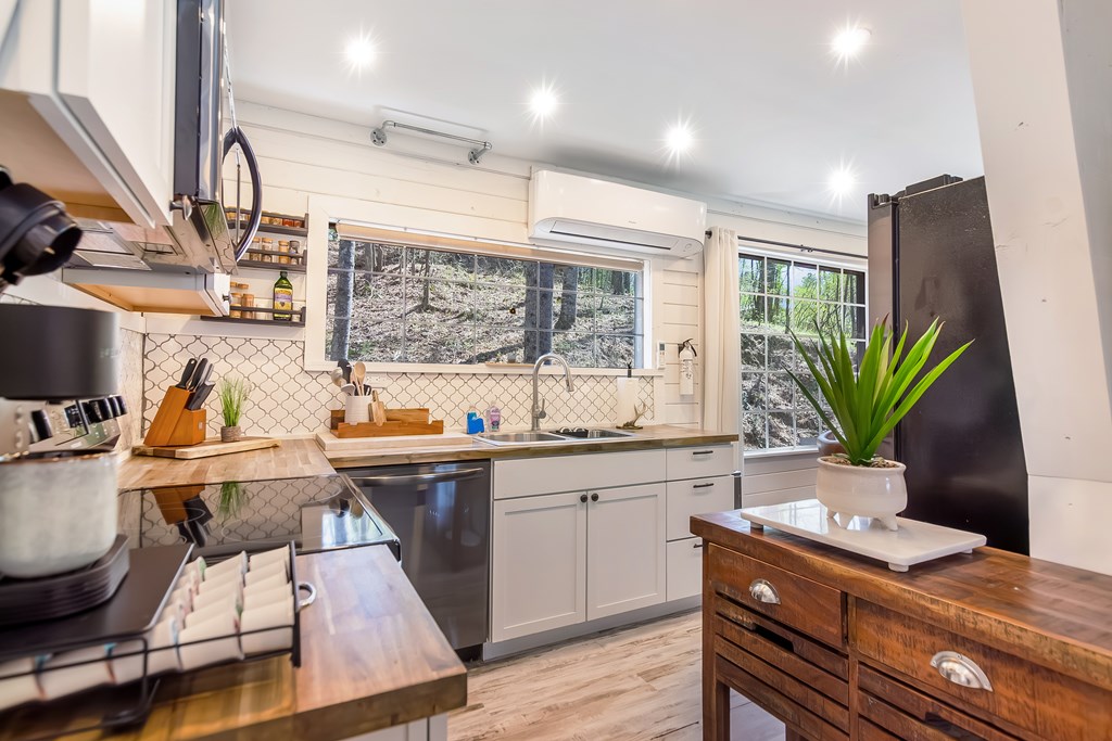 428992 Talking Rock Residential