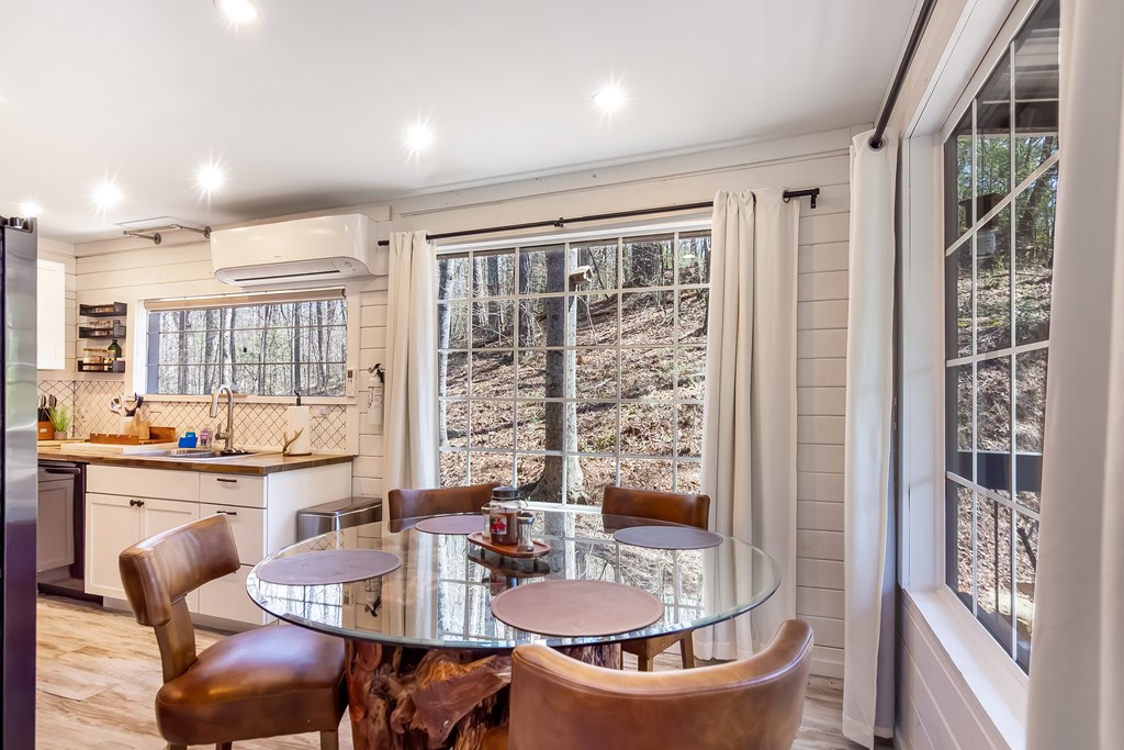 428992 Talking Rock Residential