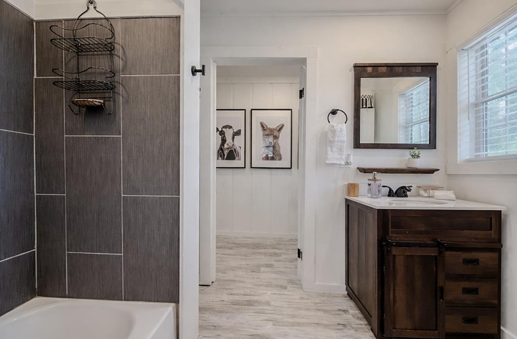 428992 Talking Rock Residential