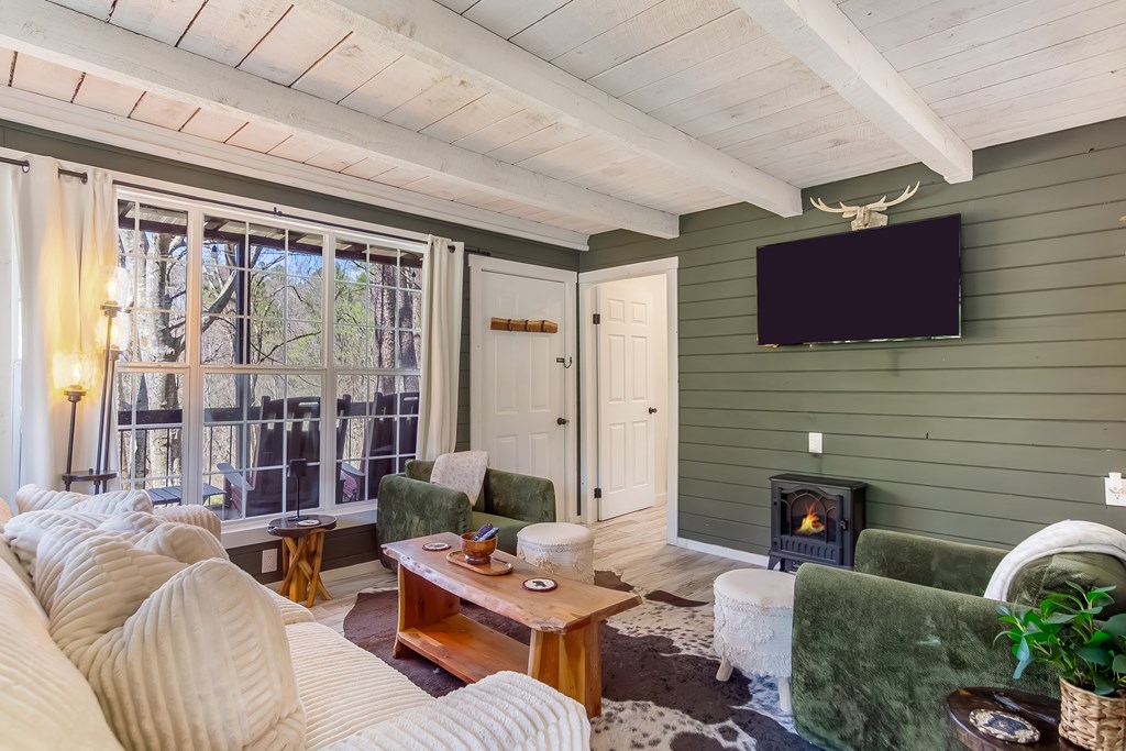 428992 Talking Rock Residential