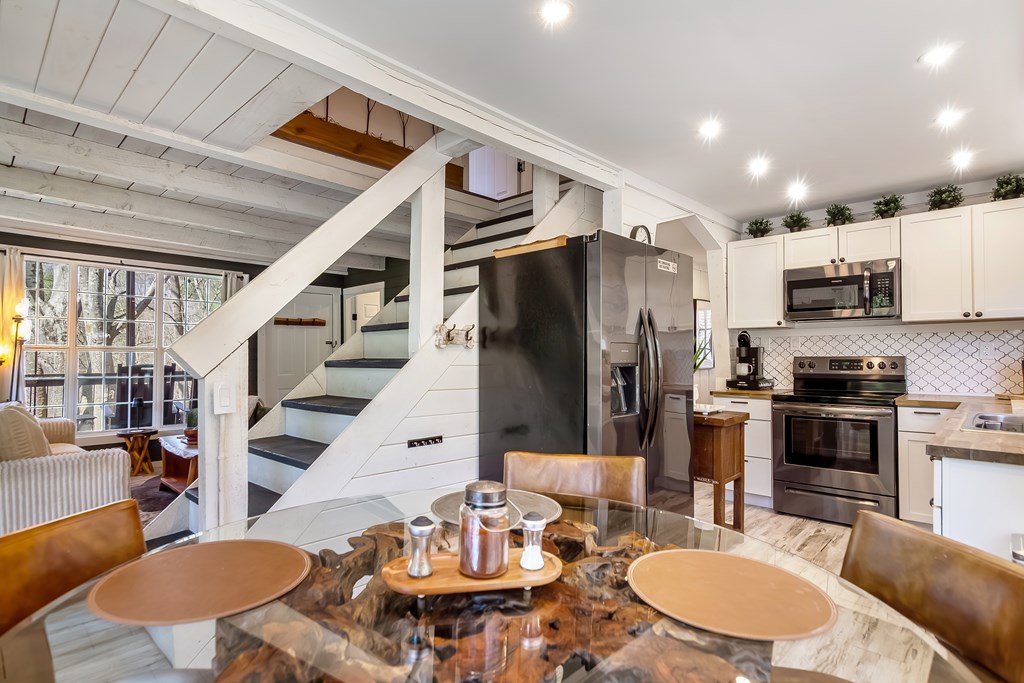 428992 Talking Rock Residential