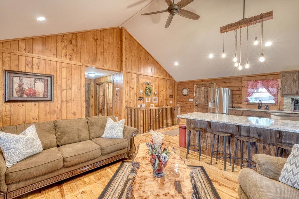 428996 Morganton Residential