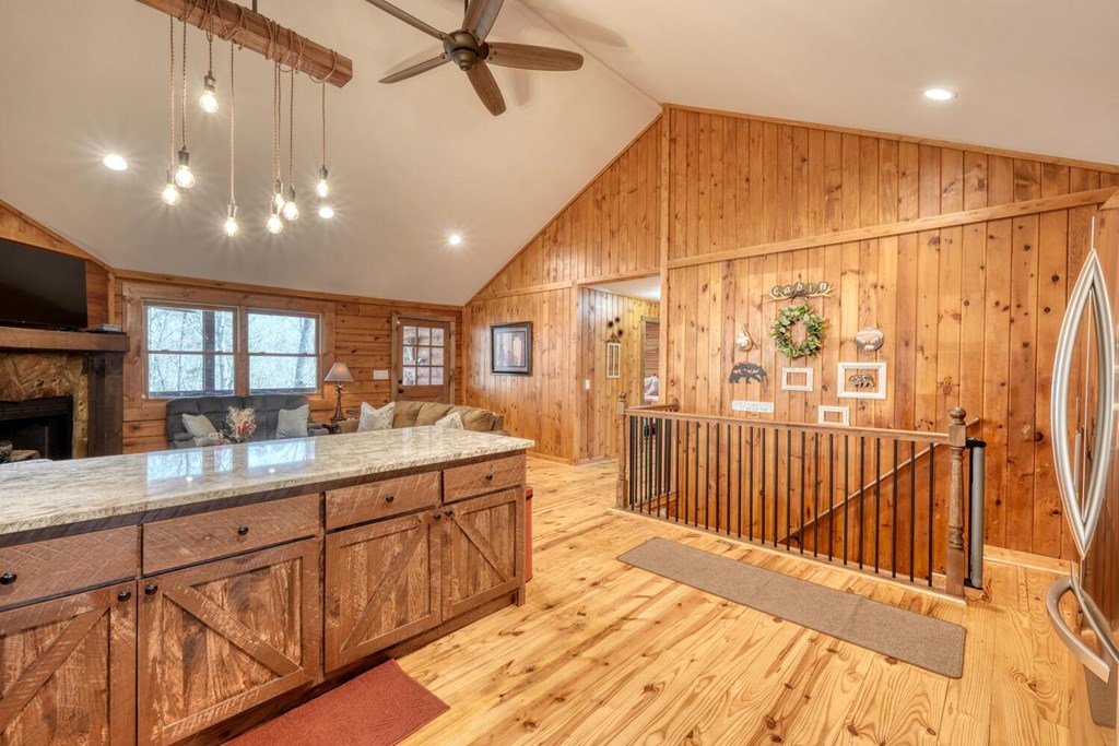 428996 Morganton Residential