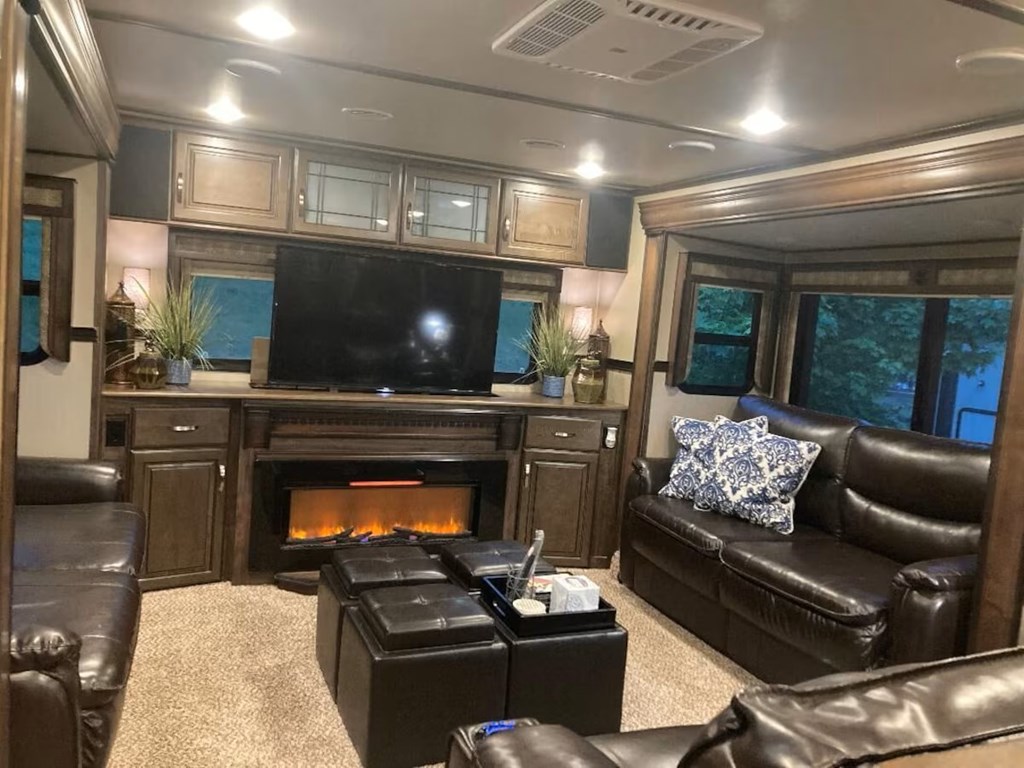 428997 Morganton Residential