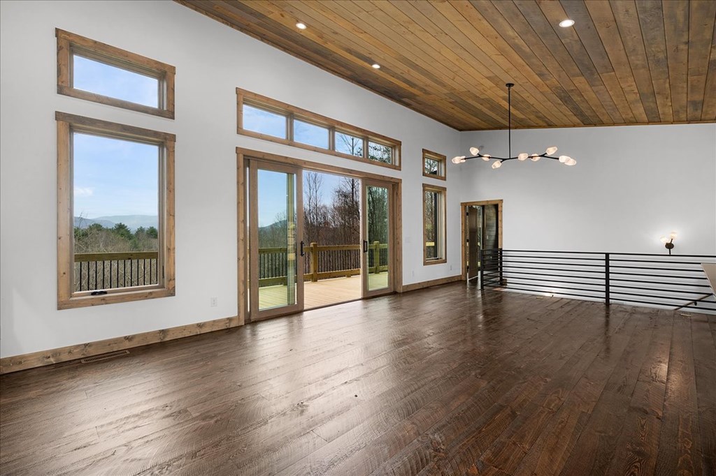 428998 Ellijay Residential