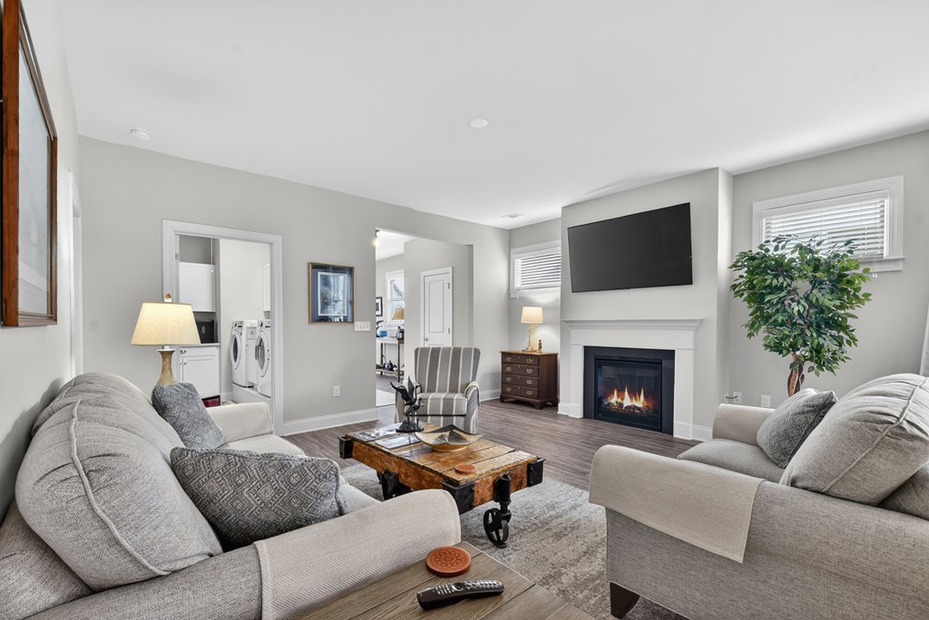 429004 Jasper Residential