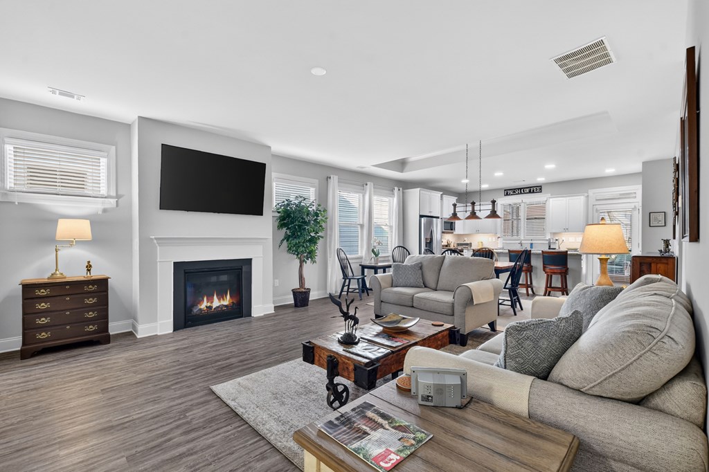 429004 Jasper Residential