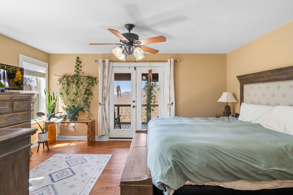 429040 Hayesville Residential