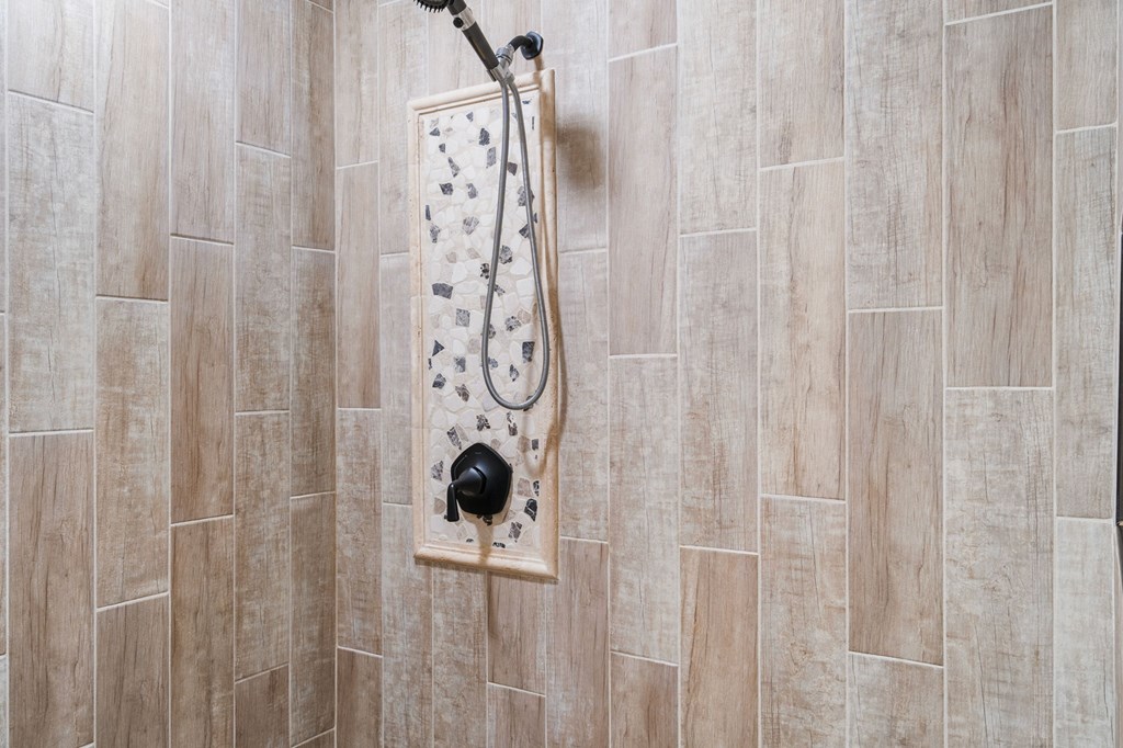 429040 Hayesville Residential