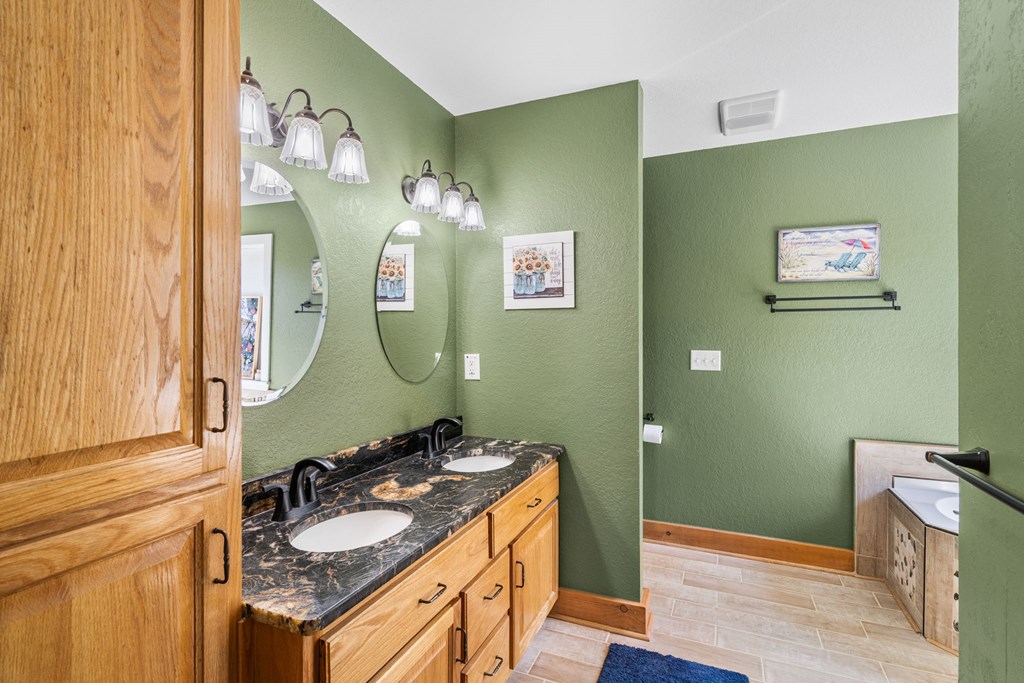 429040 Hayesville Residential