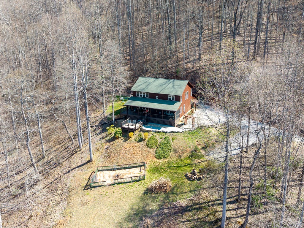 429040 Hayesville Residential
