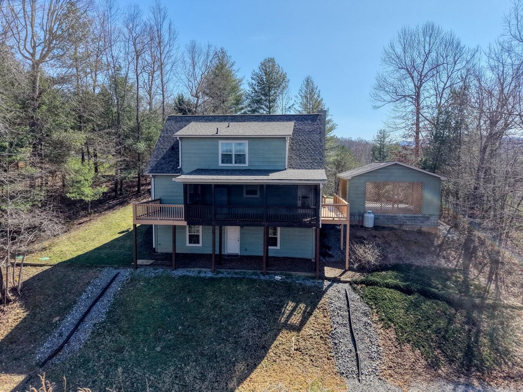 429042 Young Harris Residential