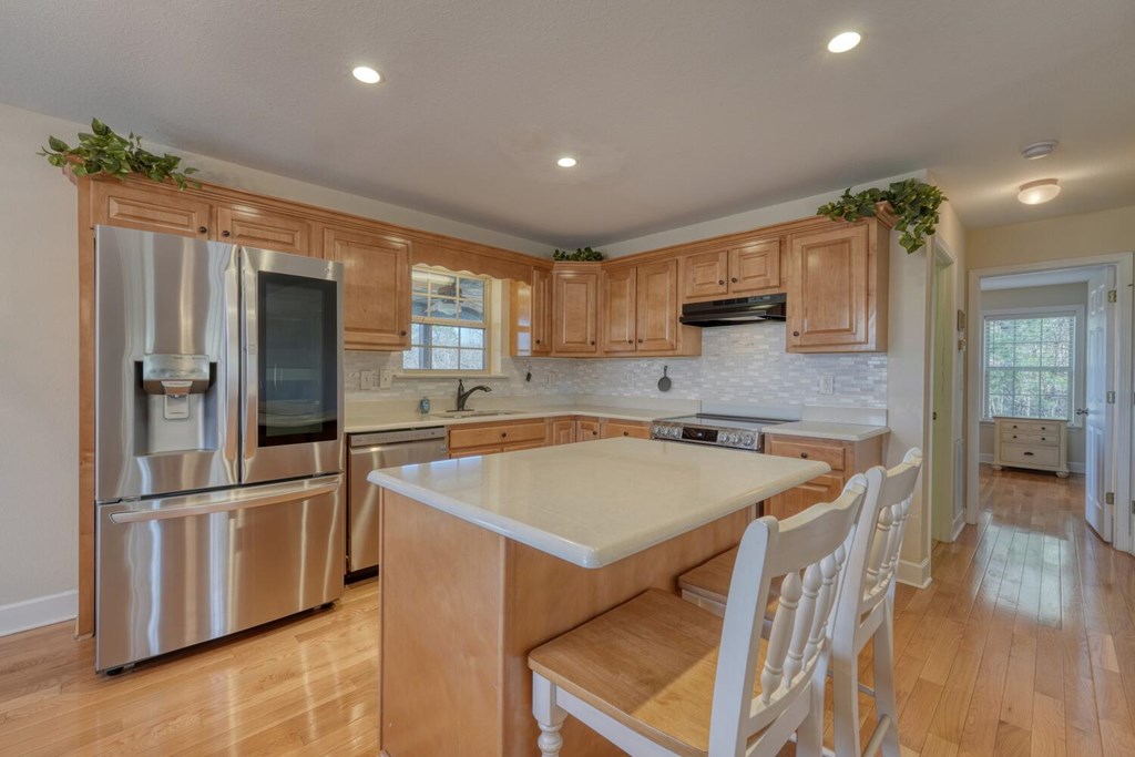 429042 Young Harris Residential