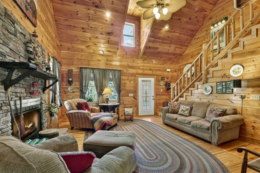 429044 Ellijay Residential
