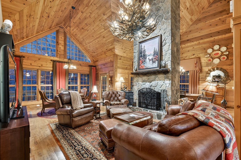 429047 Cherry Log Residential