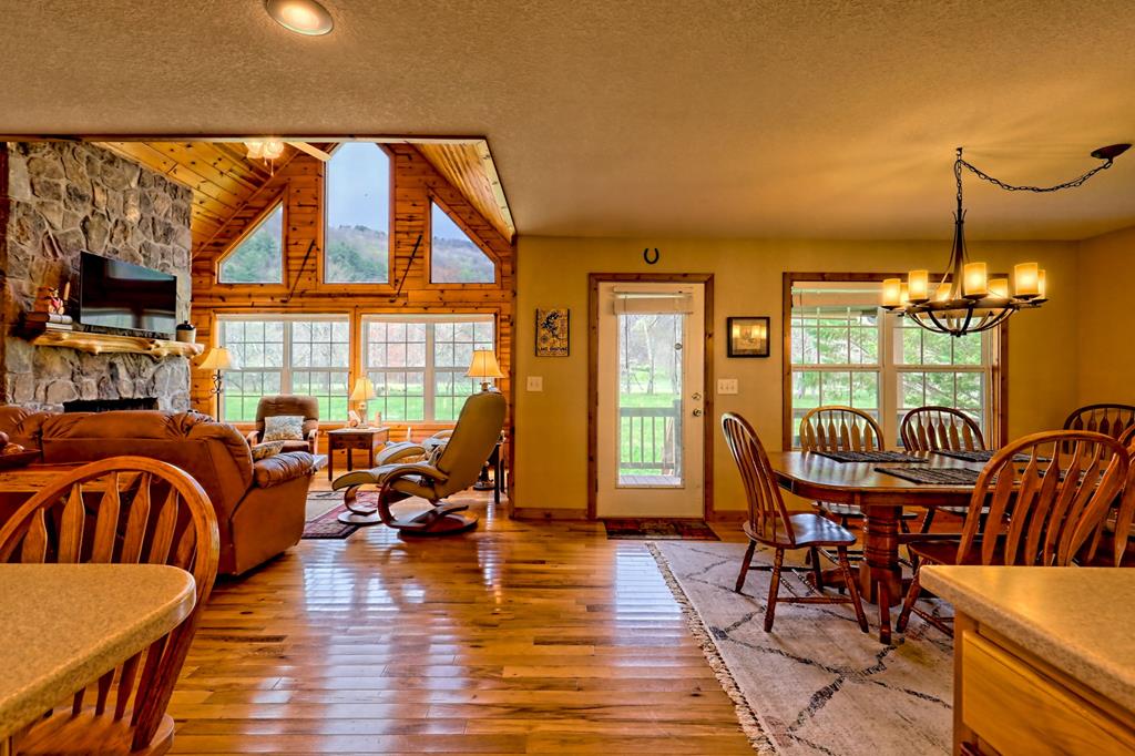 429056 Hiawassee Residential