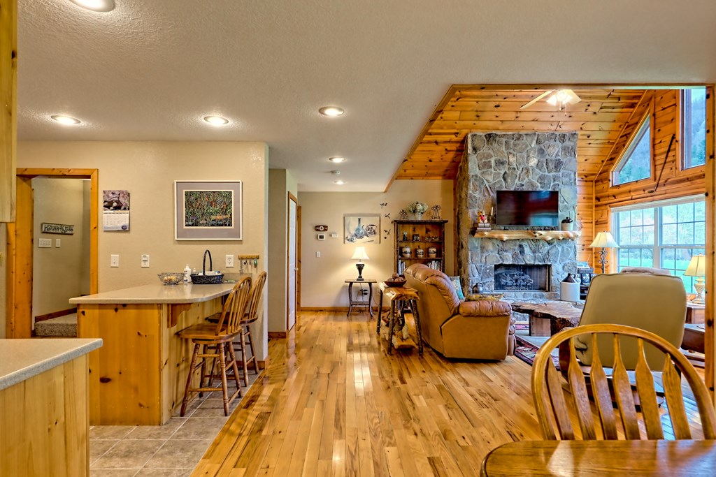 429056 Hiawassee Residential