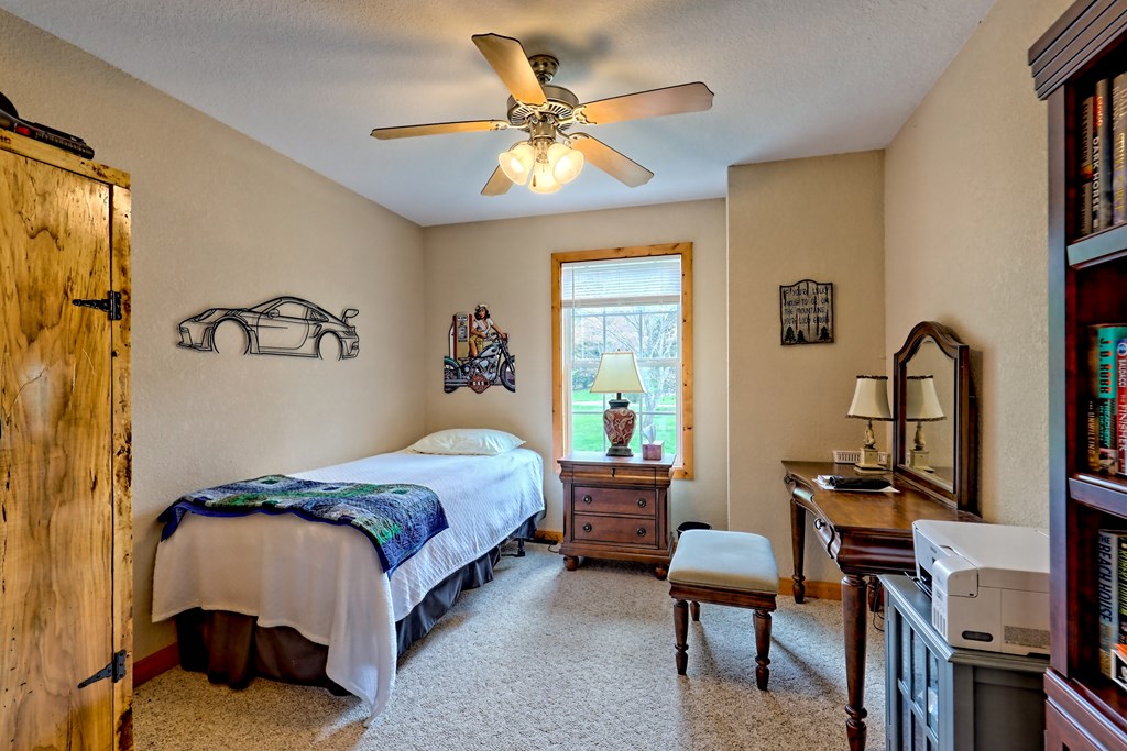 429056 Hiawassee Residential