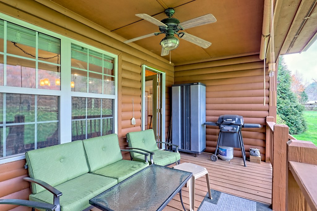 429056 Hiawassee Residential