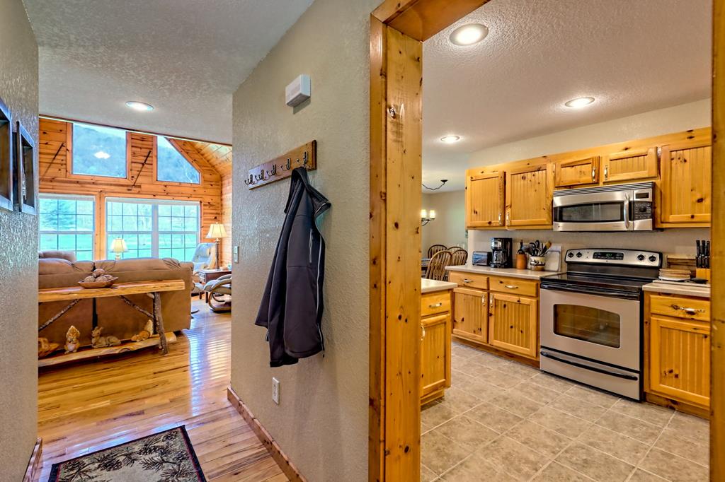 429056 Hiawassee Residential