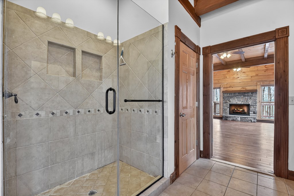 429057 Mineral Bluff Residential