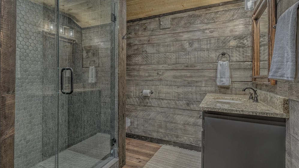 429060 Blue Ridge Residential