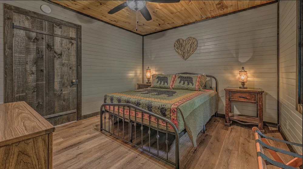 429060 Blue Ridge Residential