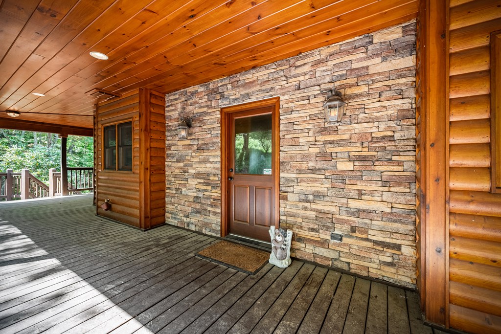 429064 Mineral Bluff Residential