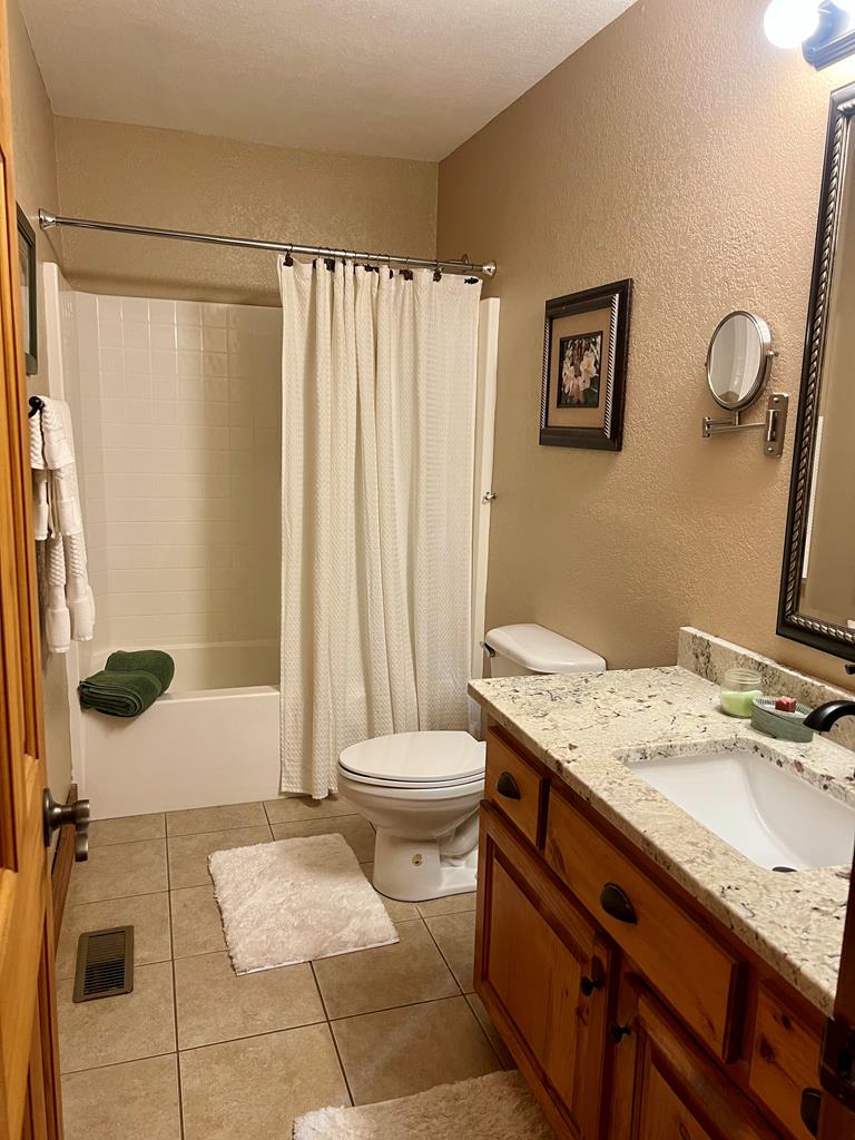 429069 Hiawassee Residential