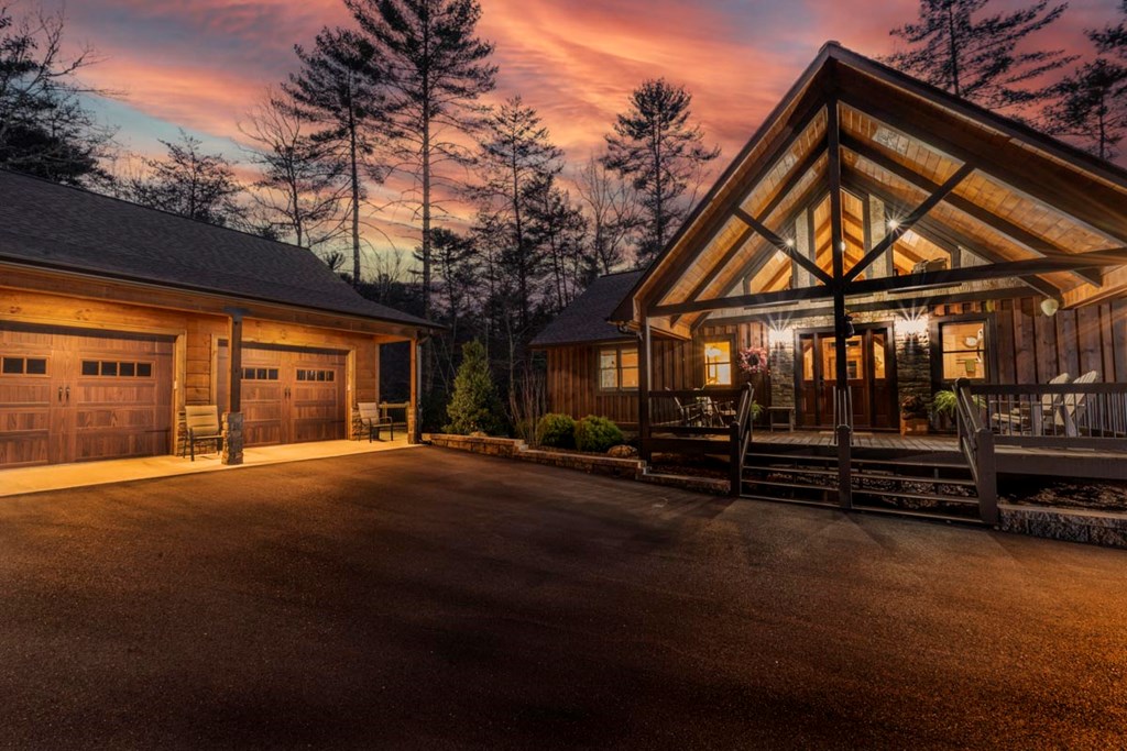 429071 Morganton Residential