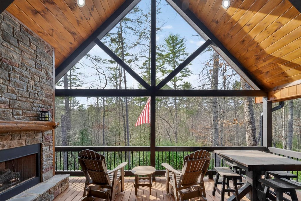 429071 Morganton Residential