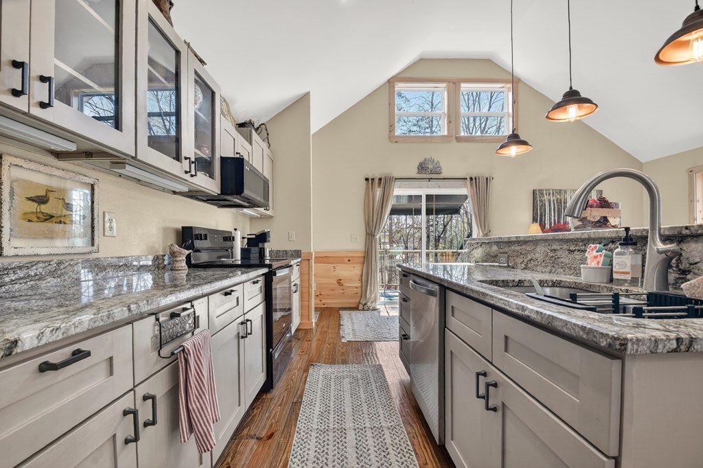 429072 Morganton Residential