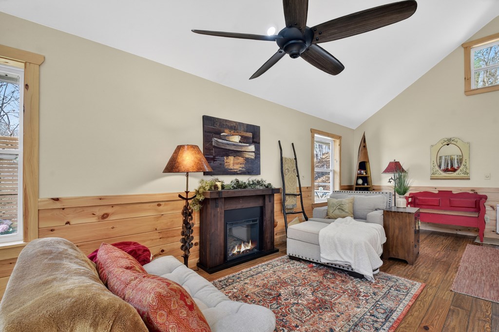 429072 Morganton Residential