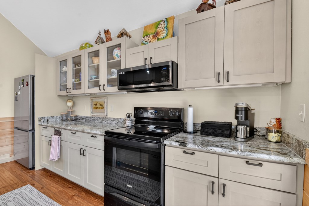 429072 Morganton Residential