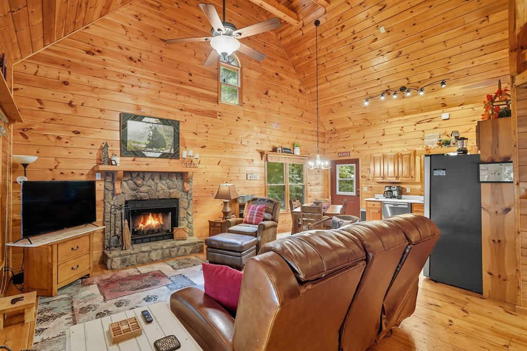 429074 Ellijay Residential