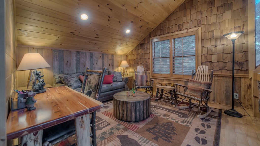 429075 Blue Ridge Residential