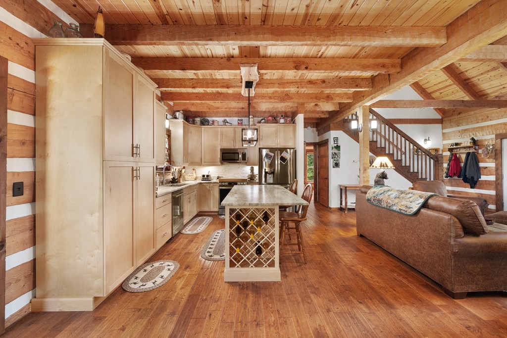 429076 Blue Ridge Residential