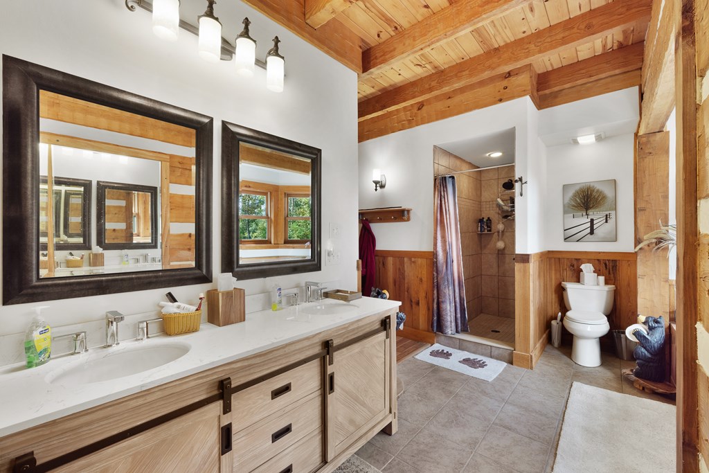 429076 Blue Ridge Residential