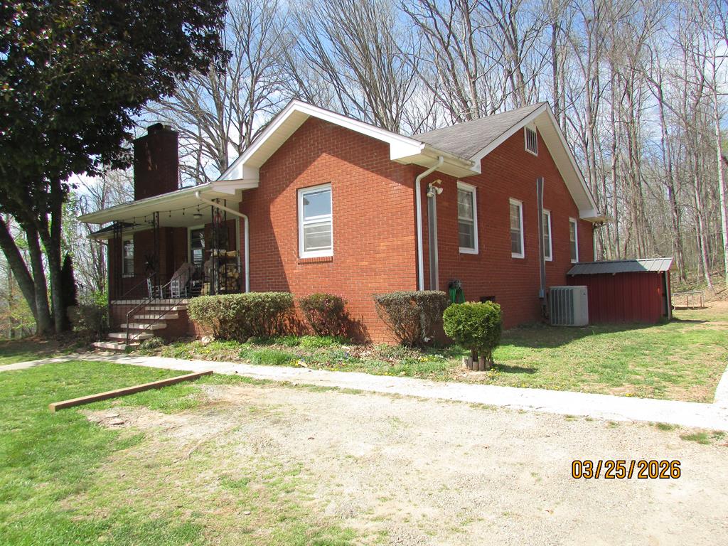 429088 Hayesville 