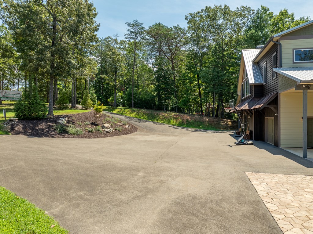 429089 Blue Ridge Residential