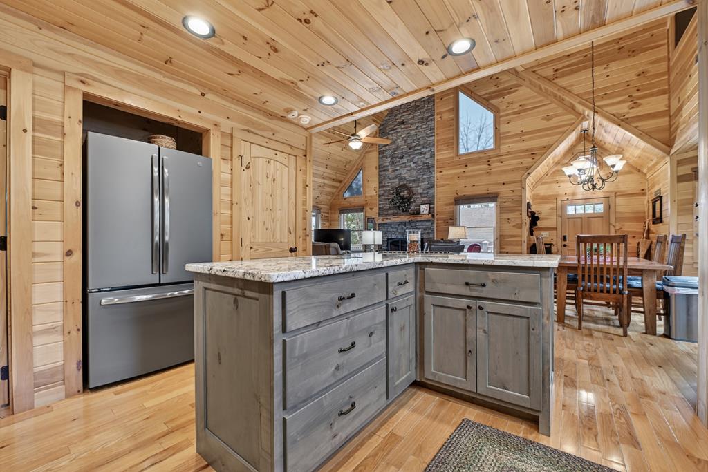 429091 Blue Ridge Residential