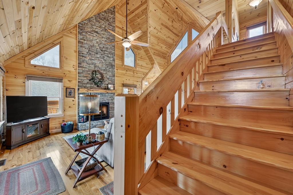 429091 Blue Ridge Residential